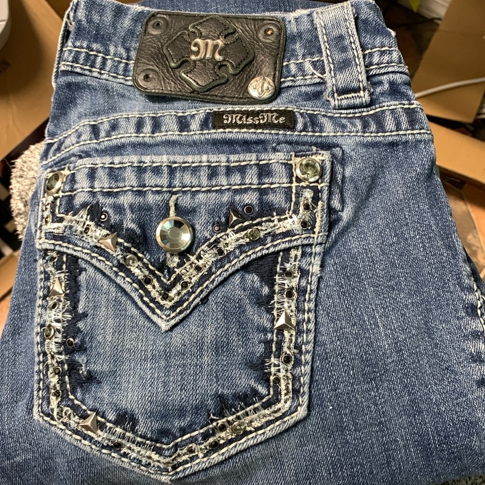 26X33 miss me boot cut jeans